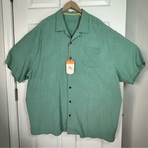 NWT‎ Tommy Bahama Men’s XXL Green 100% Silk Short Sleeve Textured Camp Shirt
